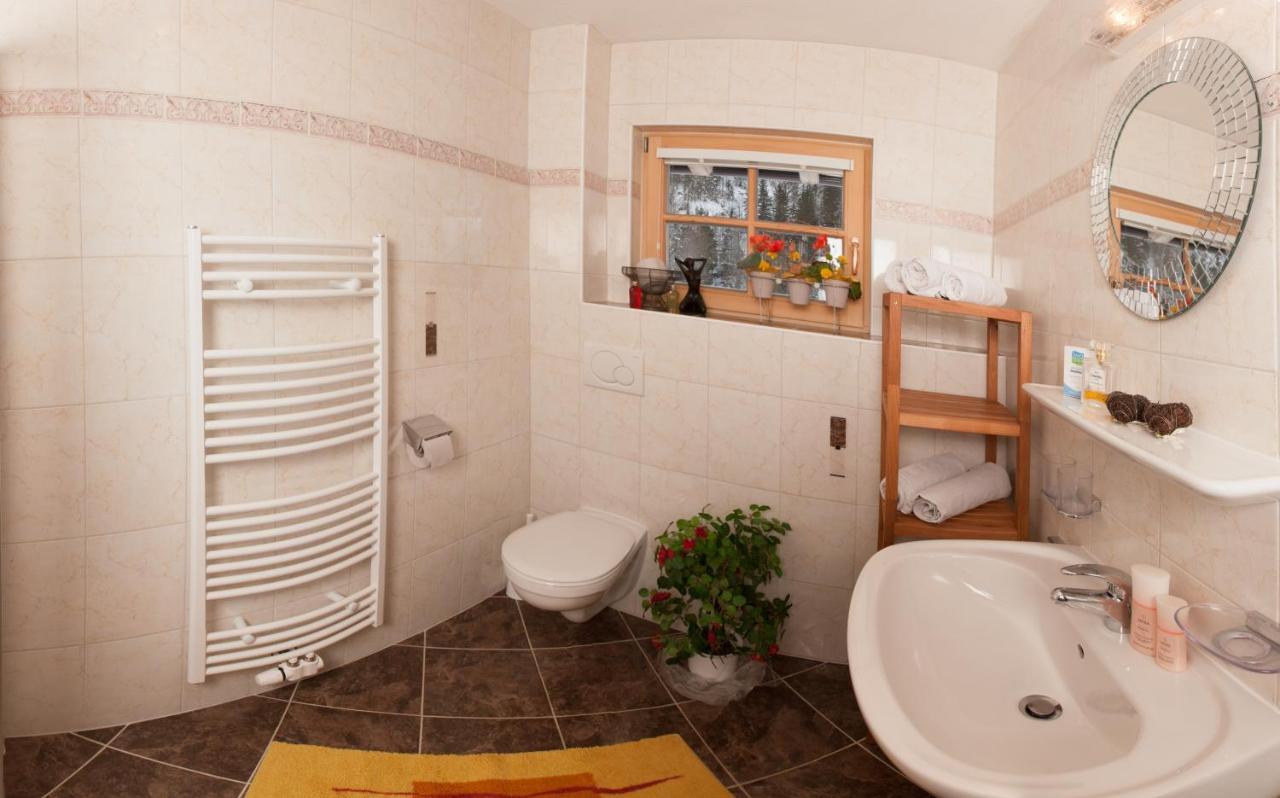 Schiestl's Landhaus Mayrhofen Zimmer foto